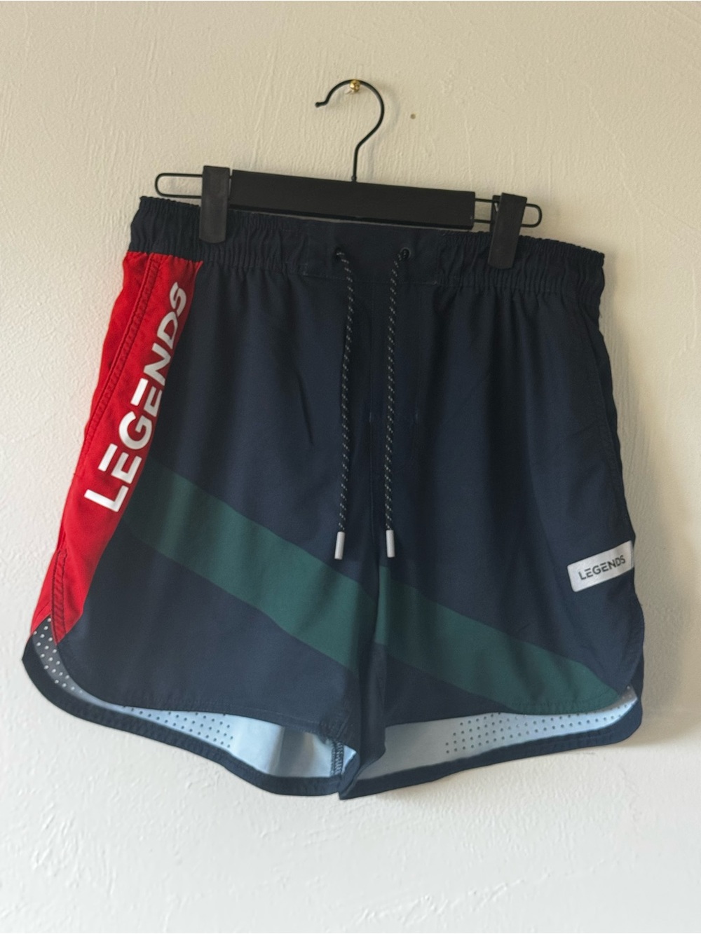 Legends Luka Lined Athletic Shorts Velocity Ink Navy Red Green Men’s M